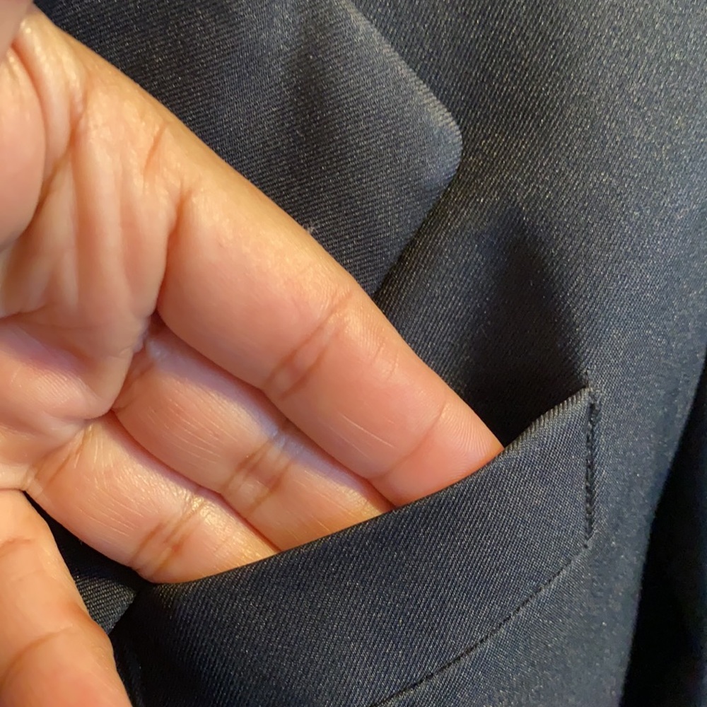 Button-Up Blazer - Picture 5 of 5